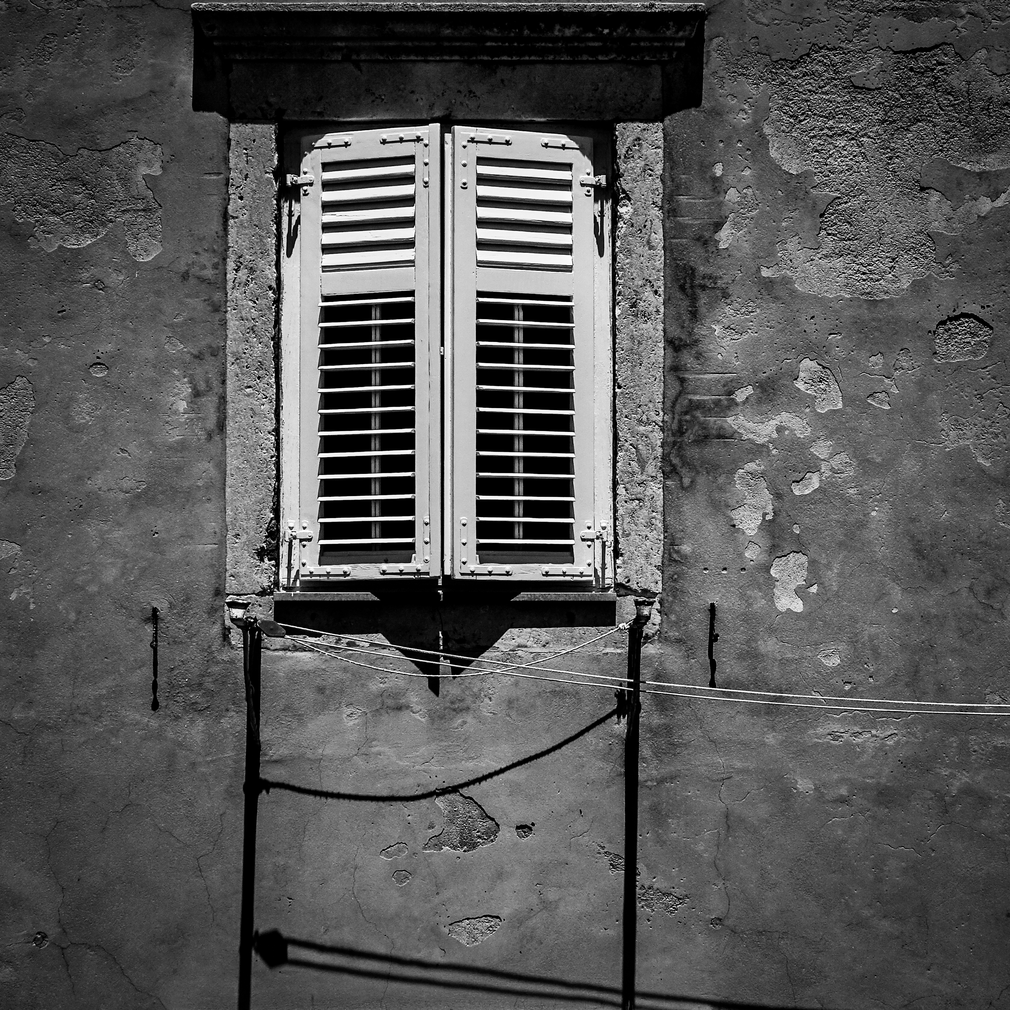 1708068-04 72ppi.jpg