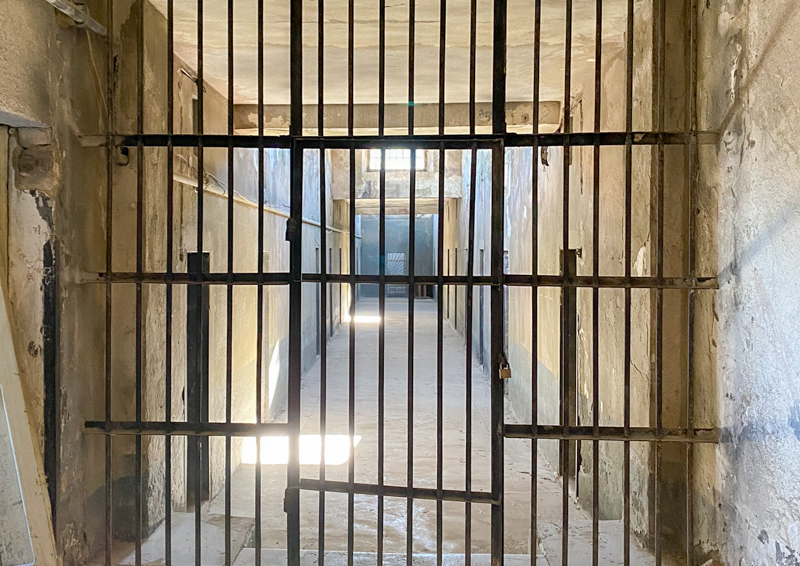 AnneliesNeuteboom-gevangenis-serie_2-3.jpg
